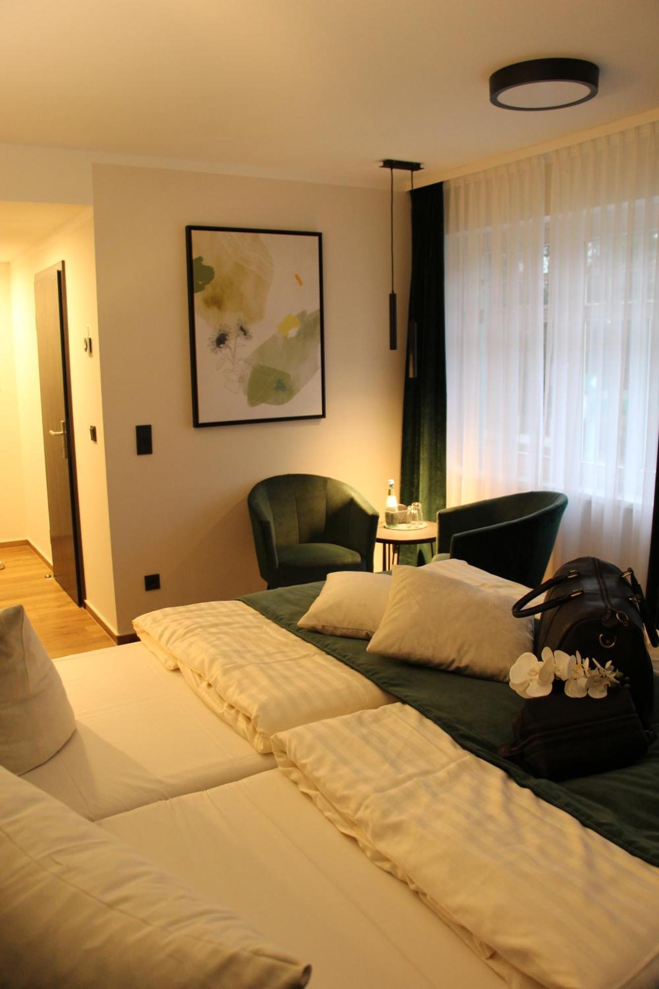וארן Seehotel Ecktannen מראה חיצוני תמונה