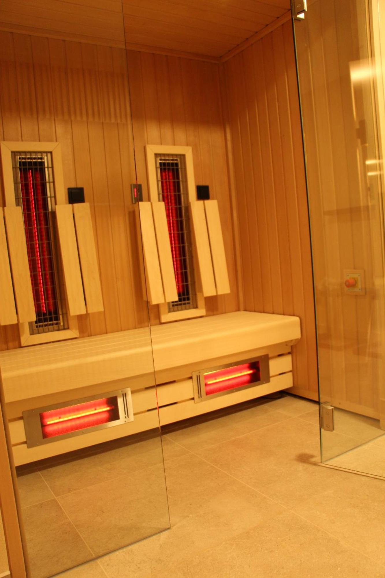 וארן Seehotel Ecktannen מראה חיצוני תמונה